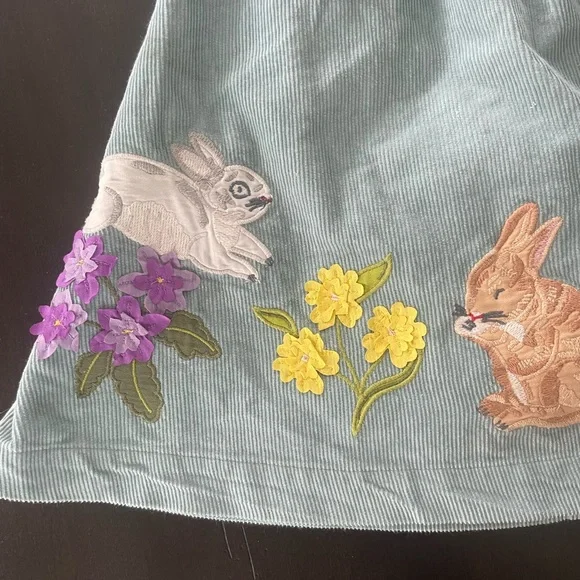 Mini Boden pinafore dress NWOT 3-4 yr Easter spring cross back with appliqués